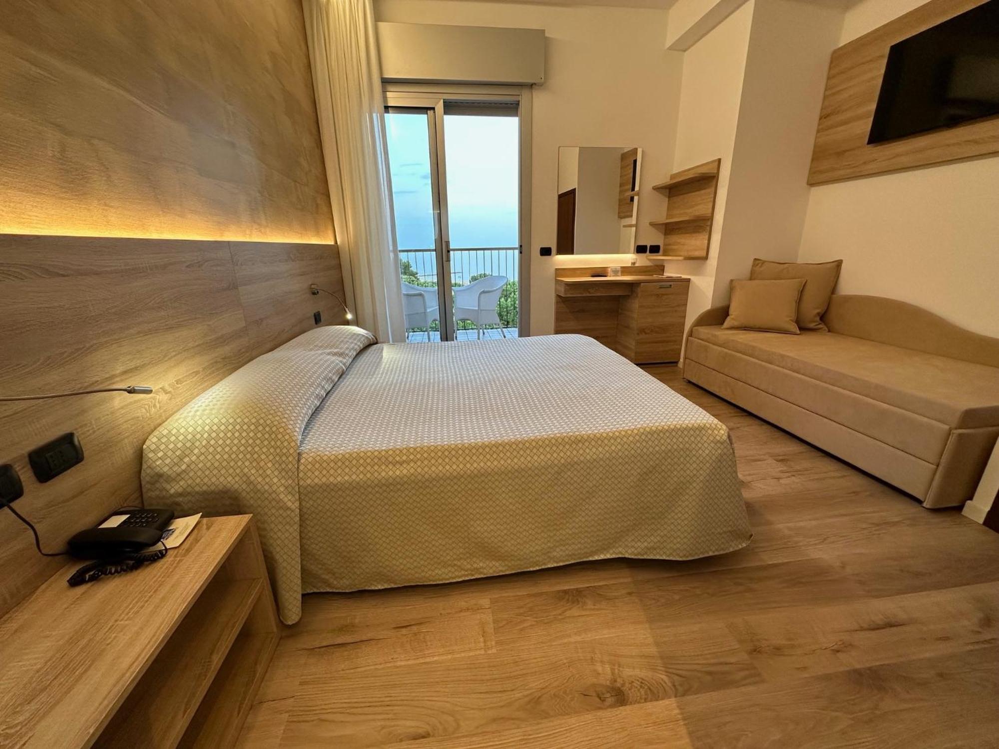 Hotel Beau Rivage Pineta Lido di Jesolo Habitación foto